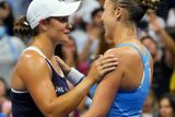Americká tenistka vyřadila z US Open světovou jedničku, Australanku Ashleigh Bartyovou, přestože v rozhodující třetí sadě prohrávala už 2:5.