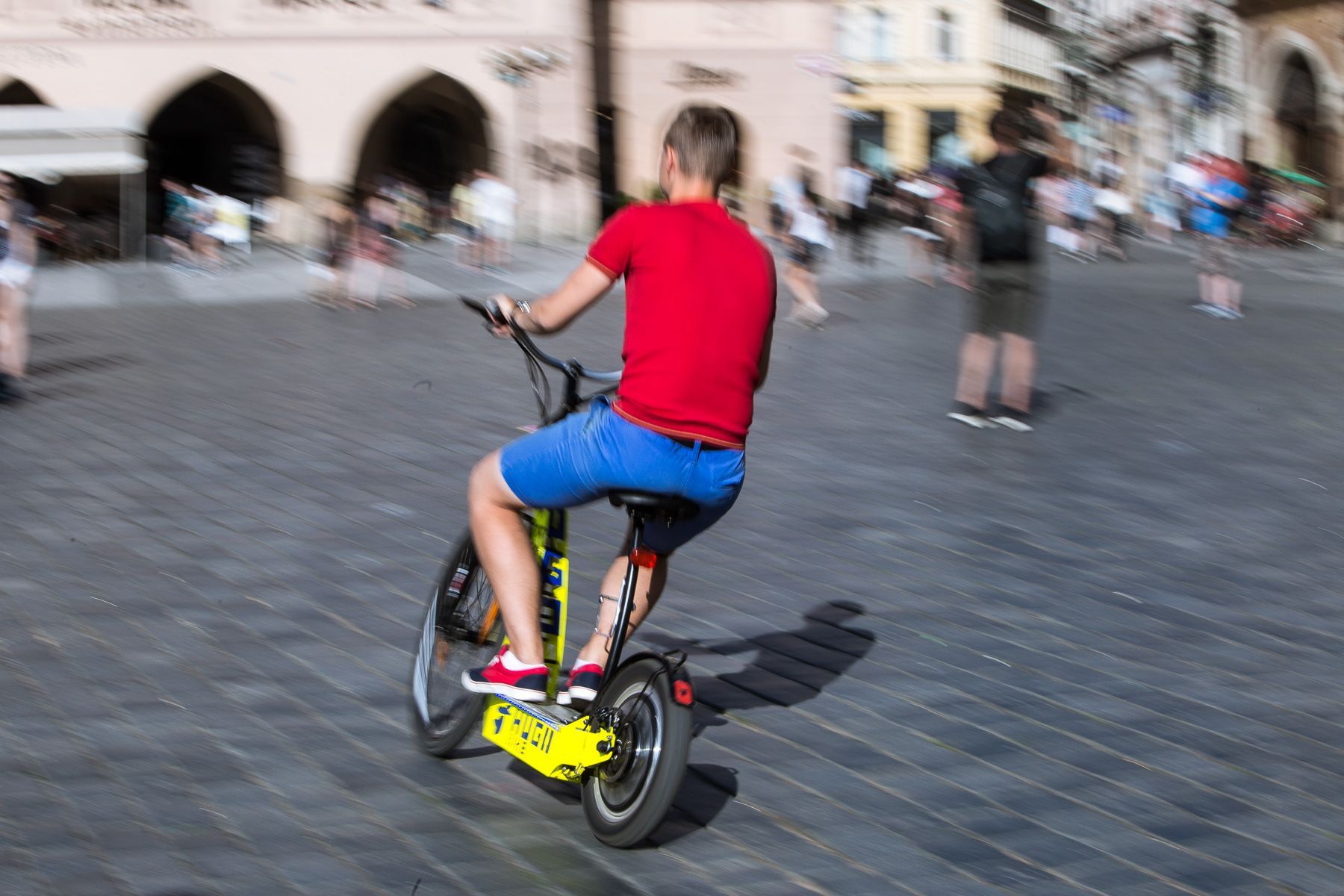 Protest proti zákazu jízdních kol v pěších zónách na Praze 1, sdružení Auto*Mat