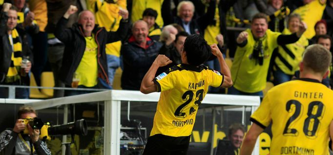 Kagawa slaví gól Borussie Dortmund