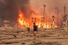 Ničivé požáry v turistických rájích na jihu Evropy. Bylo to jako v pekle, říká farmář
