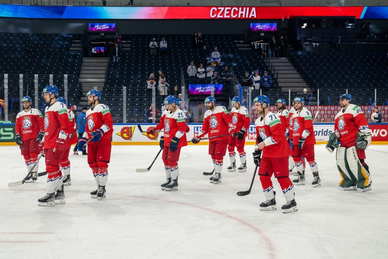Smutní Češi po porážce ve čtvrtfinále Česko - USA na MS 2023