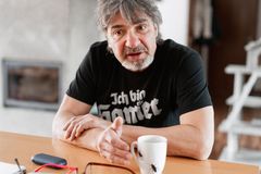 Známý sparťan znovu v průšvihu. Babicu po zápase v Rijece zadržela policie