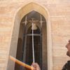 Město Bašika, Irák - poničený kostel, tunel Islámského státu