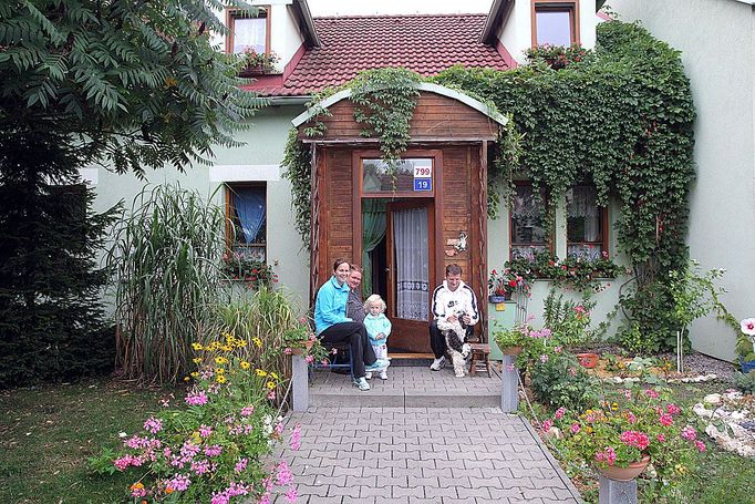  Idylka. Kdo nemusí, stěhovat se odtud nechce. O bydlení je velký zájem. Vesničku provozuje charita Ostravsko-Opavské diecéze.