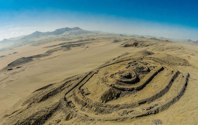 Zřícenina sluneční observatoře, Peru.