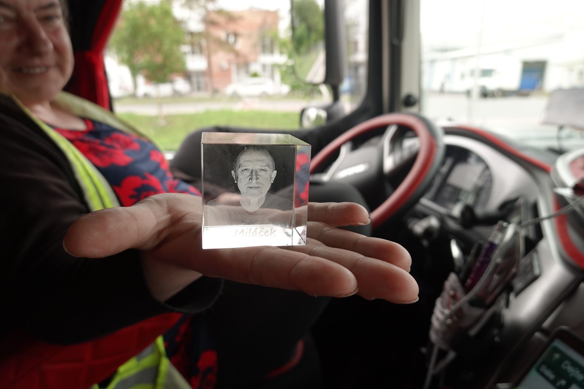 monika sustrova, kamionacka