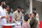 Žádná zmrzlina. Muslimové v létě milují ledový růžový nápoj