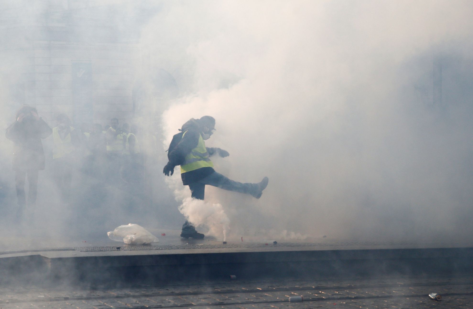 žluté vesty protesty