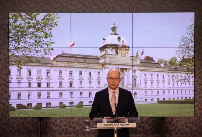 Premiér Bohuslav Sobotka na tiskové konferenci 27. 4. 2017.