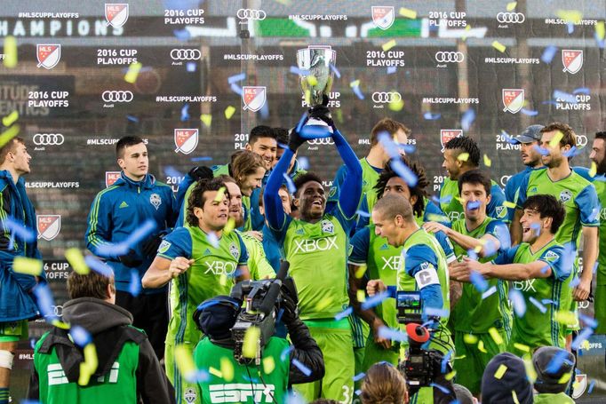 Hráči Seattle Sounders slaví titul v MLS.