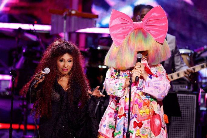 Chaka Khan a Sia.