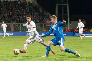 Slovensko-ČR:  Tomáš Hubočan (15) - Václav Kadlec (14)