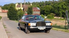 Rolls-Royce Silver Spur