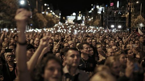 Koncert hitů roku 1968 zaplnil 21. srpna celé Václavské náměstí, přišly odhadem desetitisíce lidí.