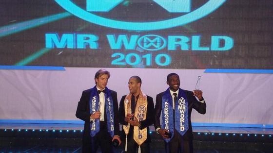 Cesta Josefa Karase soutěží Mr World