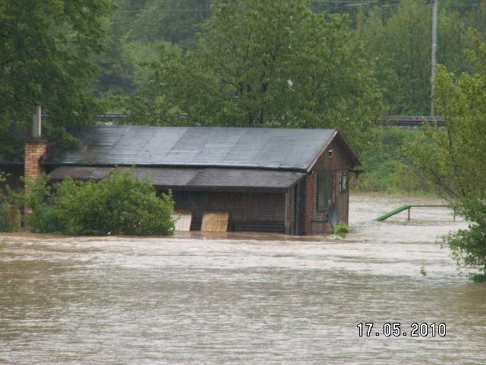 Situace v obci Bystřička na Vsetínsku.