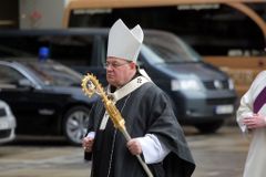 Česko má druhého kardinála, papež jmenoval Duku