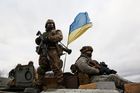 Porošenko: Separatistům na Donbasu nedáme ani píď půdy