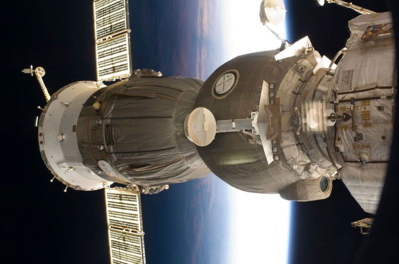 Země z kabiny raketoplánu Endeavour