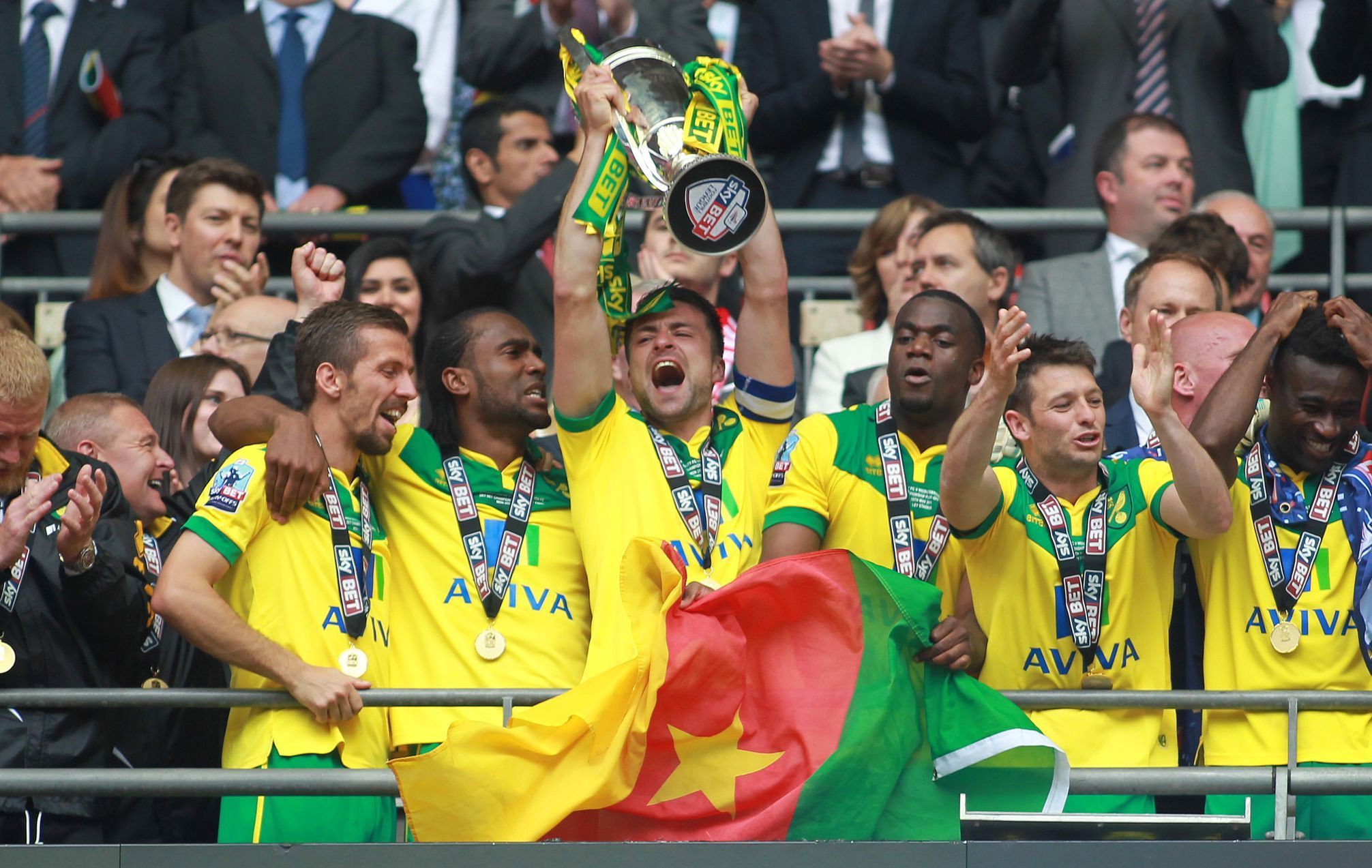 Fotbalisté Norwiche City slaví postup do Premeir League