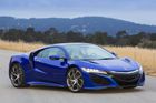 Acura NSX je vlastně jen převlečená Honda NSX.