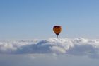Polští pohraničníci se potýkají s balony z Běloruska, pašeráci jimi posílají zboží