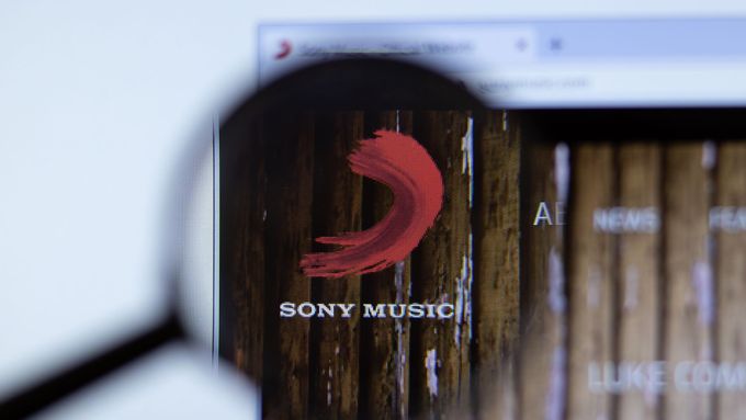 Sony Music jako první velké hudební vydavatelství zavírá kanceláře a propouští zaměstnance v Rusku.