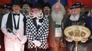 Participants take part in the 2012 European Beard and Moustache Championships in Wittersdorf near Mulhouse, Eastern France, September 22, 2012. More than a hundred participants competed in the first European Beard and Moustache Championships organized in France. REUTERS/Vincent Kessler (FRANCE - Tags: SOCIETY) Published: Zář. 22, 2012, 7:10 odp.