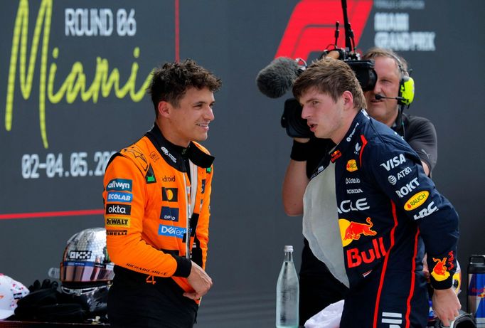 Lando Norris a Max Verstappen po kvalifikaci na Velkou cenu Miami F1 2025
