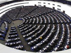 I když se členské země na sedmiletém rozpočtovém rámci dohodnou, ano musí říct i Evropský parlament.