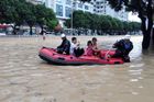 Tajfun Megi v Číně způsobil sesuv půdy, záchranáři pátrají po 27 lidech