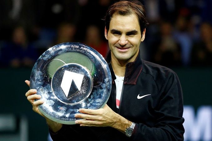 Roger Federer po vítězství na turnaji v Rotterdamu 2018