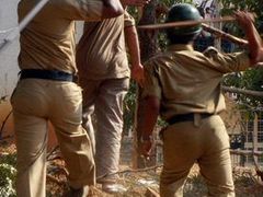 Smrt Rajkumara: Indická policie zasahuje proti fanouškům