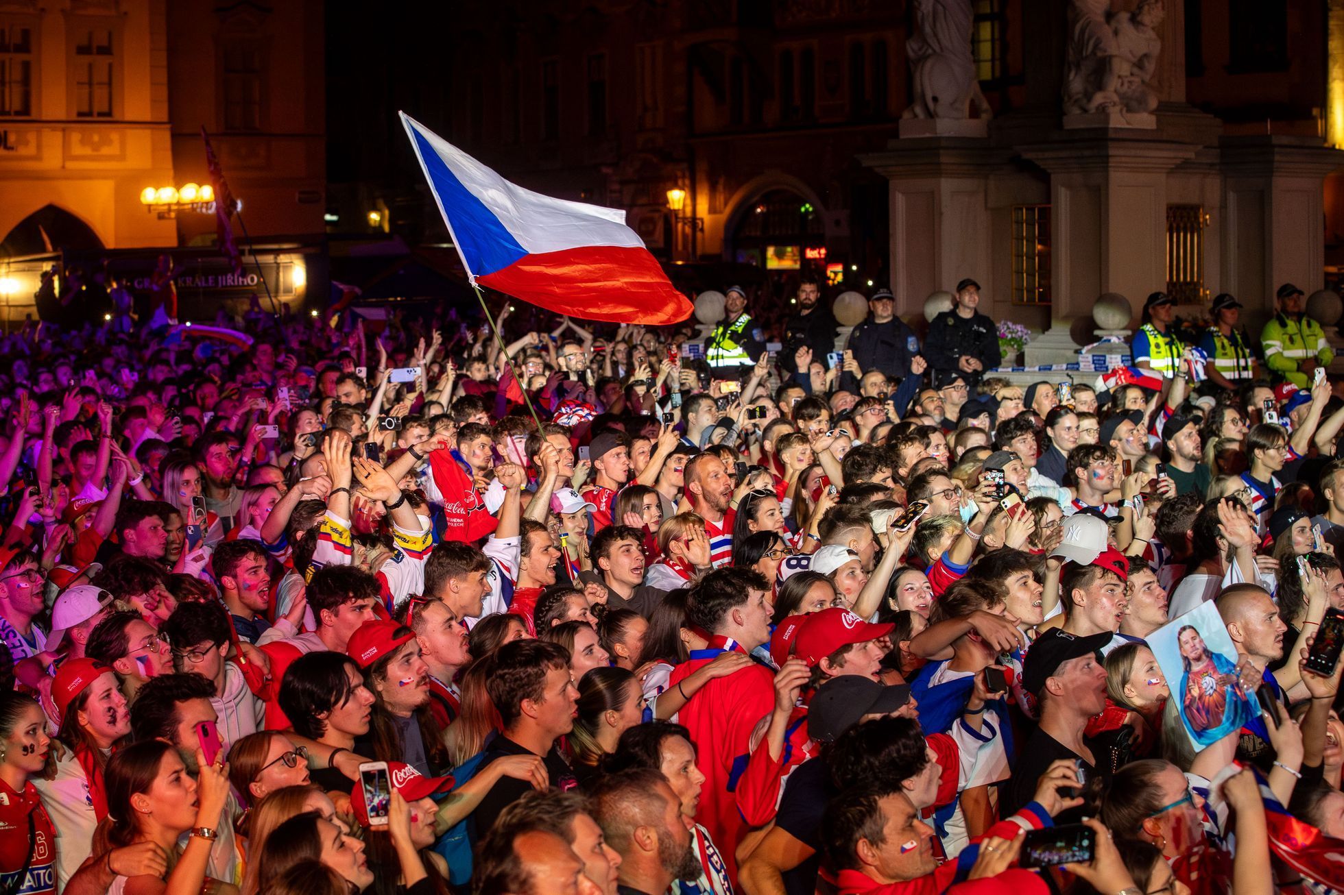 Mistrovství světa v hokeji 2024 a sledování finále na Staroměstském náměstí v Praze