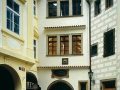 Getting into the Golden Ring House on Týnská Street is part of the guerilla troupe adventure