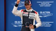 27letý Pastor Maldonado v Barceloně měnil dějiny. Jako první Venezuelan vyhrál Velkou cenu formule 1, druhdy slavný tým Williams slavil triumf poprvé od roku 2004.