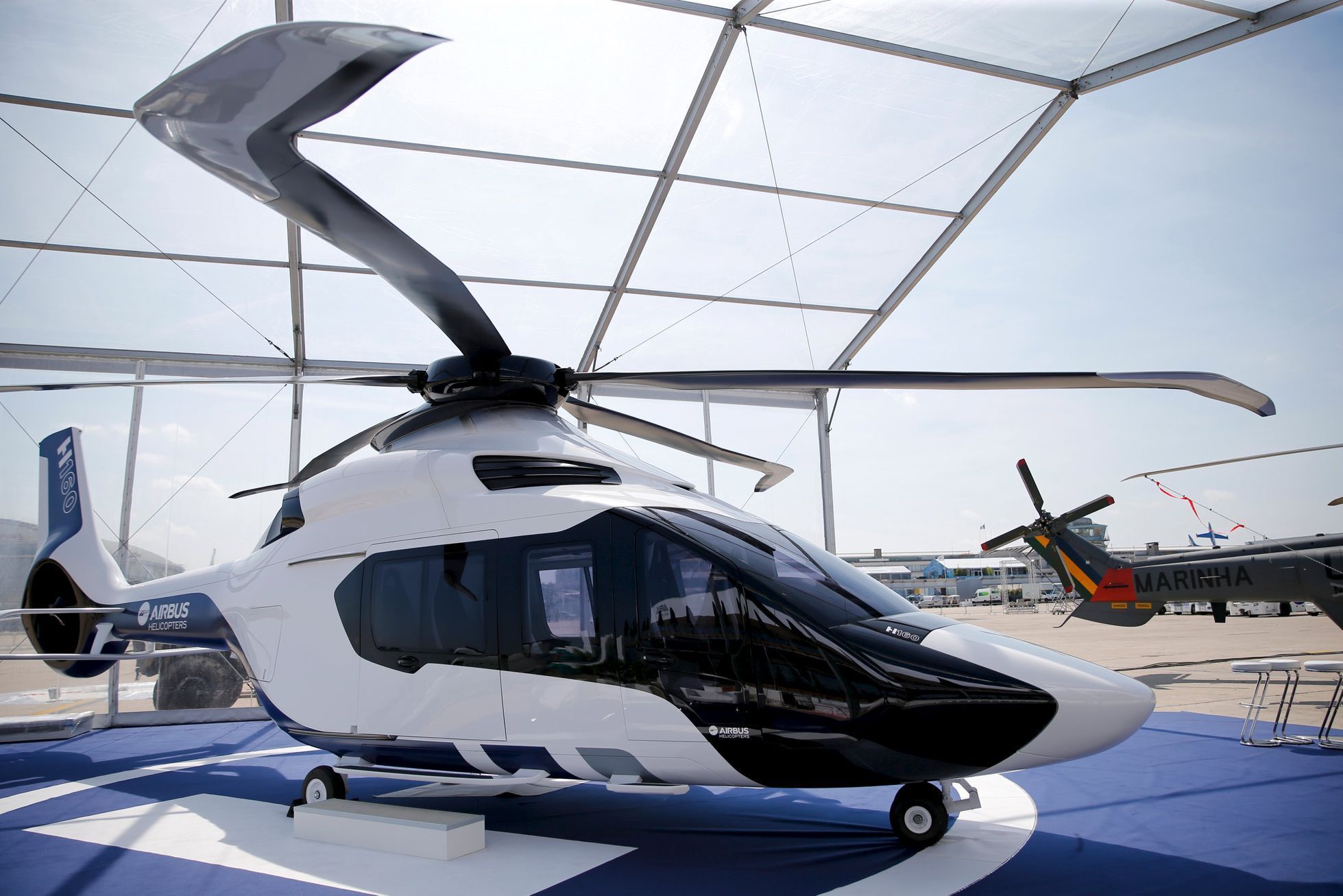 Mezinárodní aerosalon na letišti Le Bourget
