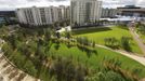 Victory Park in the Olympic Village, built for the London 2012 Olympic Games, is seen in Stratford, east London June 30, 2012. The village will accomodate up to 16,000 athletes and officials from more than 200 nations. REUTERS/Olivia Harris (BRITAIN - Tags: SPORT OLYMPICS BUSINESS CONSTRUCTION CITYSPACE) Published: Čer. 30, 2012, 12:16 odp.