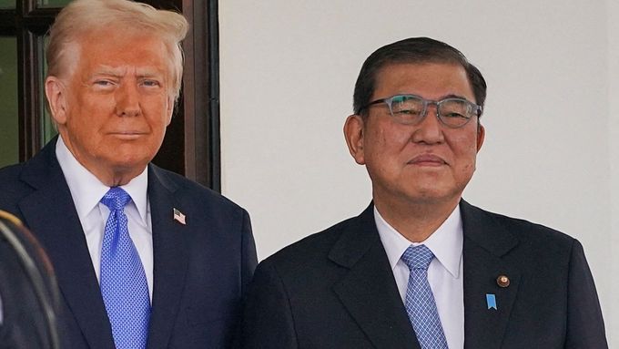 Japonský premiér Šigeru Išiba na návštěvě v Bílém domě začátkem února.