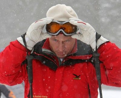 Putin lyžuje v Soči. A rád