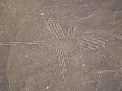 jeden z mnoha obrazců na náhorní plošině Nazca, Peru