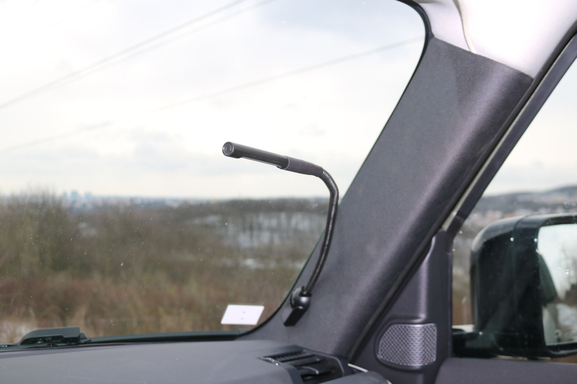 Land Rover Defender policejní demo verze