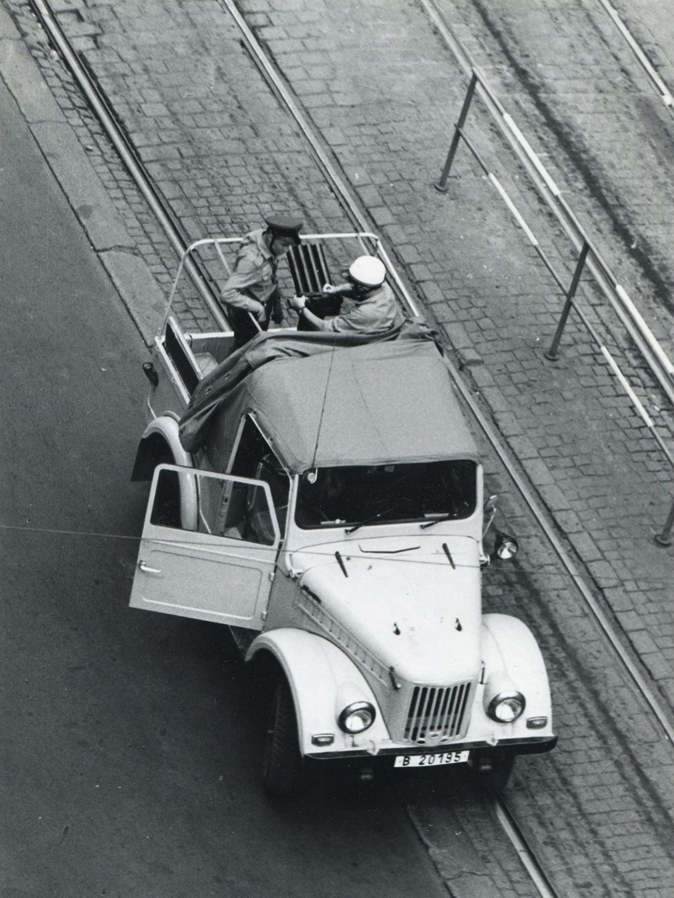 Oprava / 20.8. / 1969