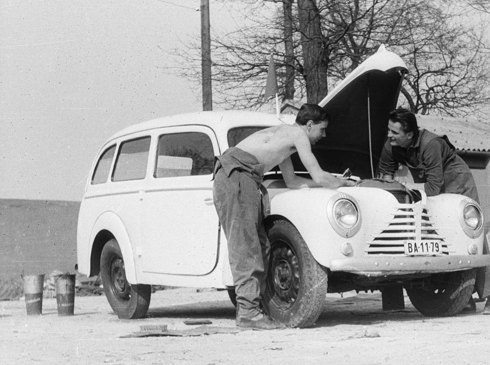 Škoda 1102 STW