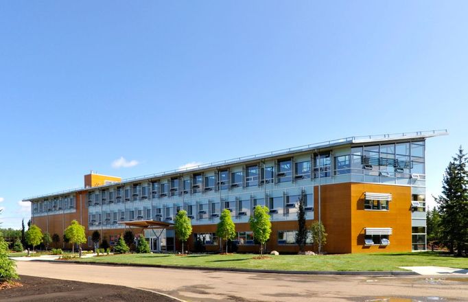 Akademické výzkumné centrum Univerzity Athabasca  Výzkumné pracoviště bylo navrženo podle standardů LEED Gold standards. Je současně i domovem pro akademické zaměstnance univerzity.