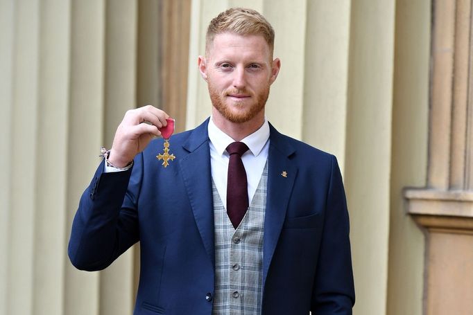 Ben Stokes s Řádem britského impéria 2020