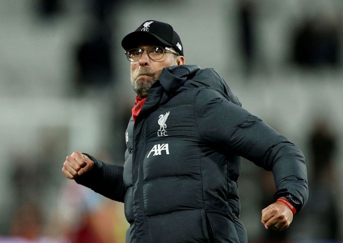 Soccer Football - Premier League - West Ham United v Liverpool - London Stadium, London, Britain - January 29, 2020   Liverpool manager Juergen Klopp celebrates after the