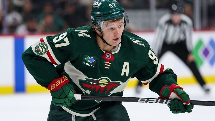 Pastrňák je teď za hubičku, píší v zámoří. Nevídaná gáže pro Rusa rozbouřila NHL; Zdroj foto: Reuters