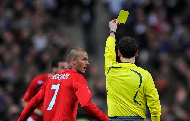 Beckham: Žlutá karta