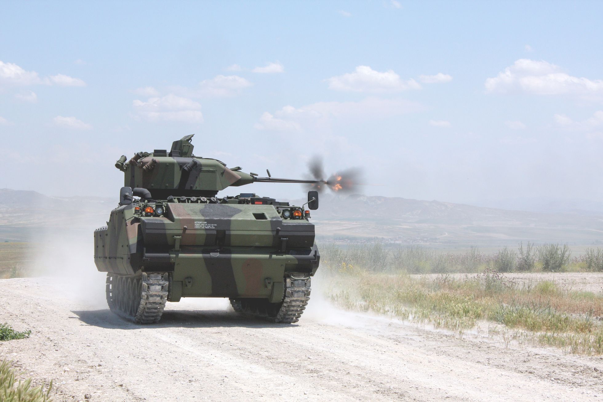 Obrněné bojové vozidlo ACV-15